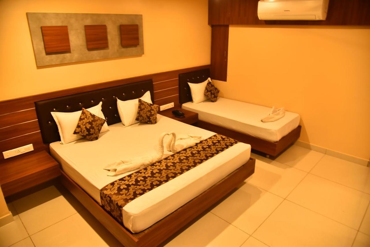 Hotel Four Seasons Velankanni Eksteriør billede