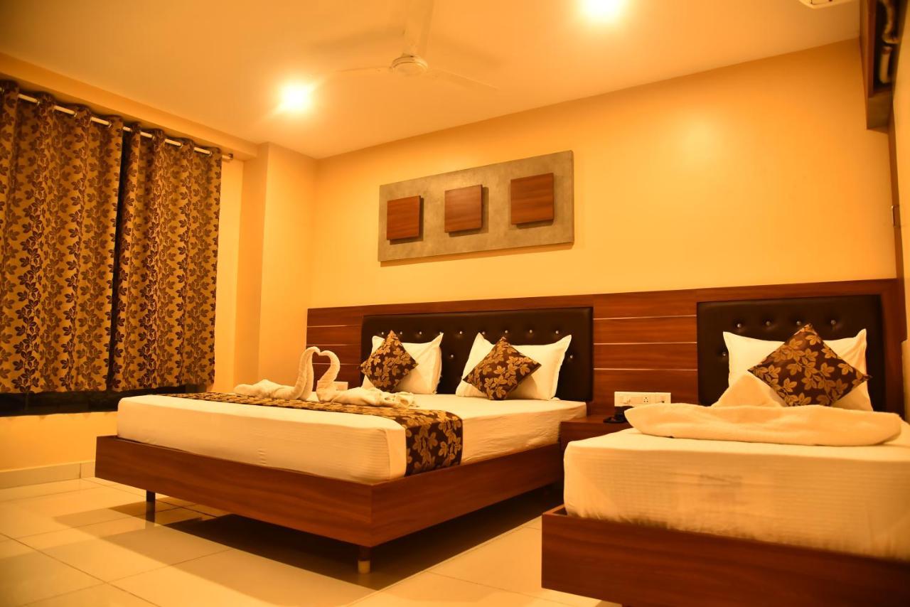 Hotel Four Seasons Velankanni Eksteriør billede